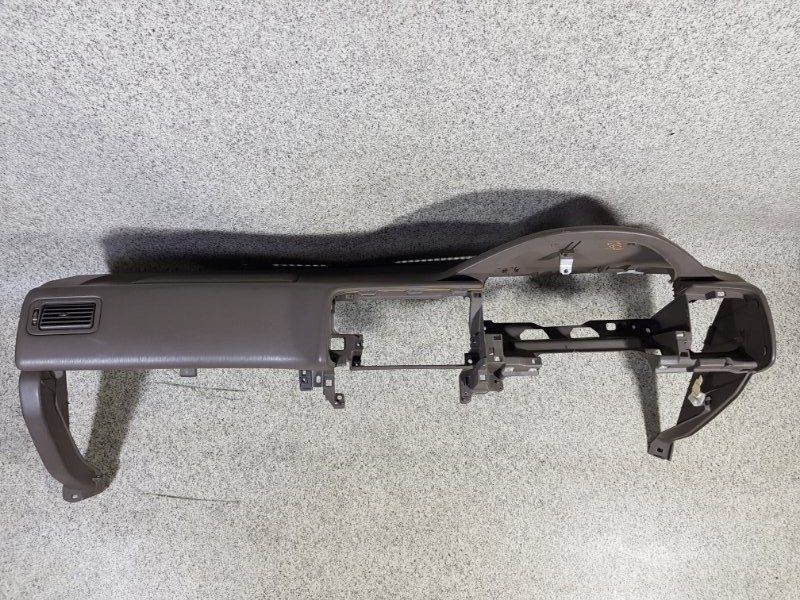 Торпедо Toyota Corolla AE110 Торпедо Toyota Corolla AE110