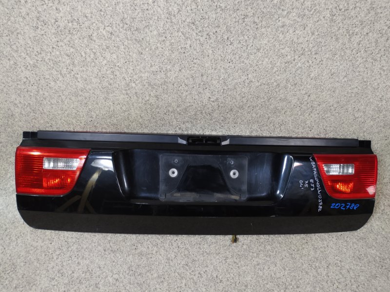 Дверь задняя Bmw X5 E53 задняя Дверь задняя Bmw X5 E53 задняя