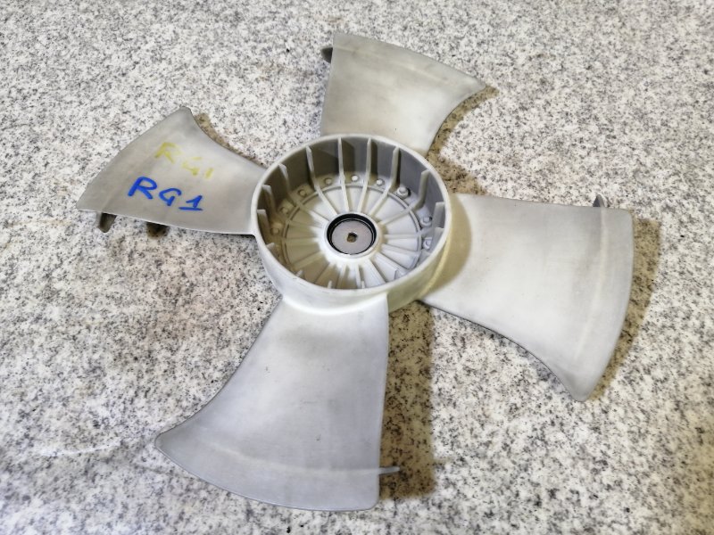 Вентилятор радиатора Honda Stepwgn RG1