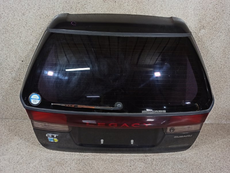 Дверь задняя Subaru Legacy BG5 Дверь задняя Subaru Legacy BG5
