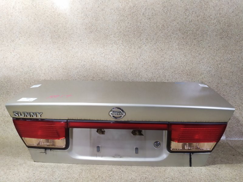 Крышка багажника Nissan Sunny FB15 2002 задняя