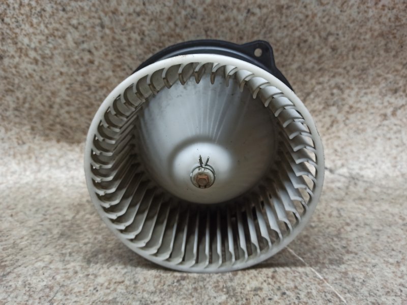 Мотор печки Mazda Demio DW3W Мотор печки Mazda Demio DW3W