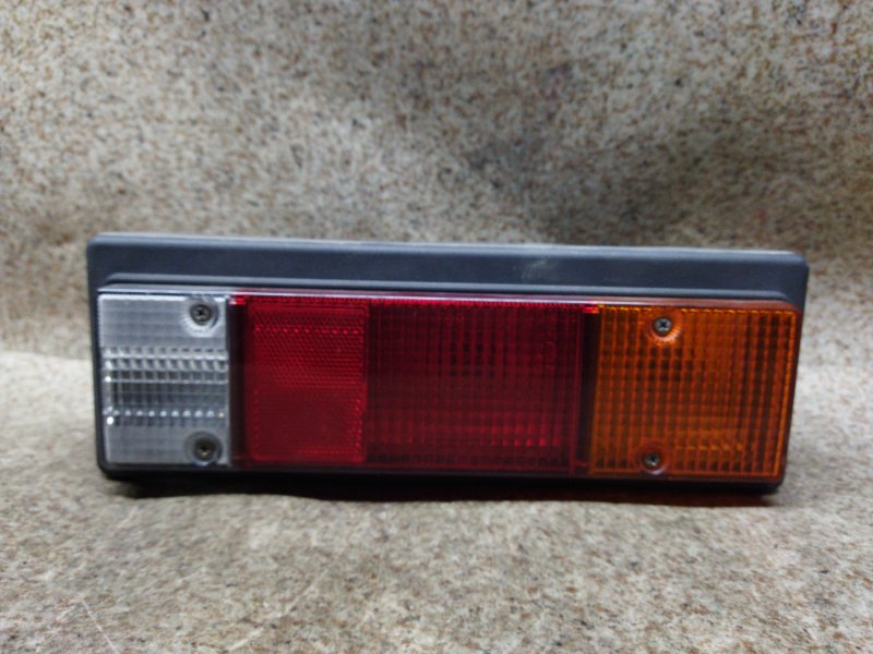 Стоп-сигнал Mitsubishi Canter FE70CB 2004 задний правый