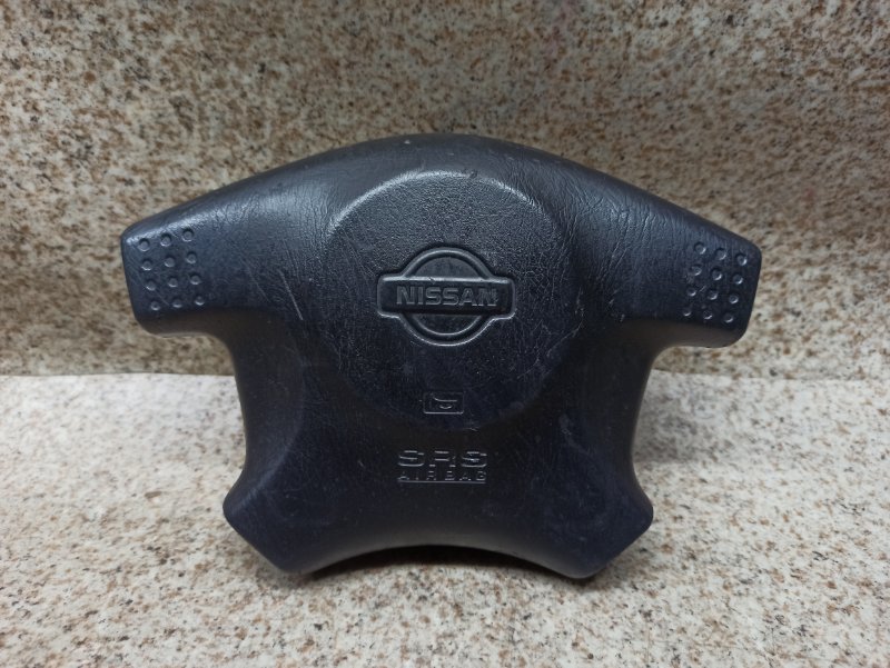 Airbag водителя Nissan Bluebird EU14