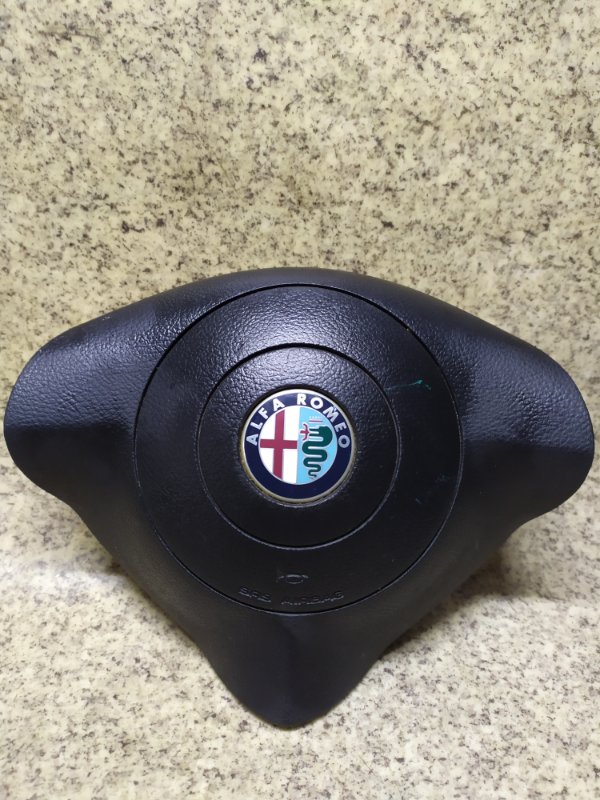 Airbag водительский для ALFA ROMEO 147 937A 1 ракурс Airbag водительский для ALFA ROMEO 147 937A 1 ракурс