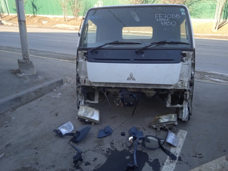 Кабина Mitsubishi Canter FE70DB 4M50
