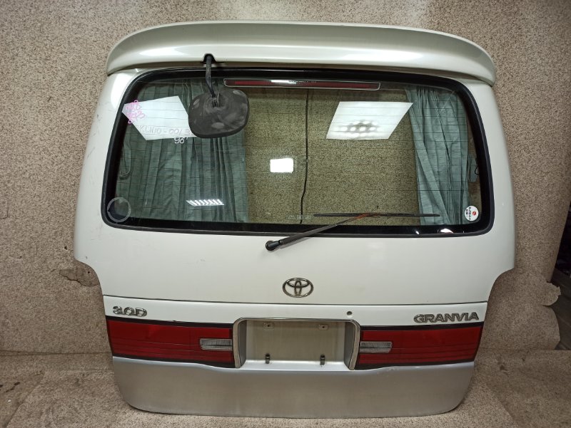 Дверь задняя Toyota Granvia KCH10 1996 задняя