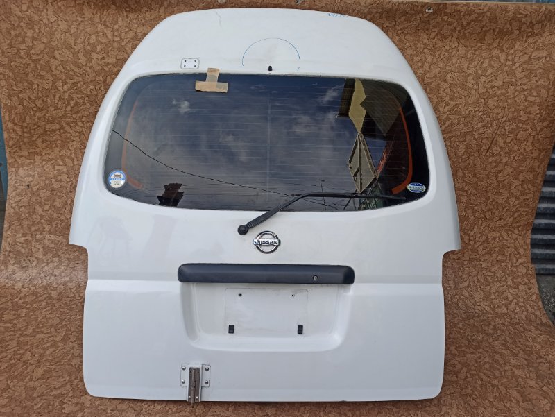 Дверь задняя Nissan Caravan CQGE25 2006