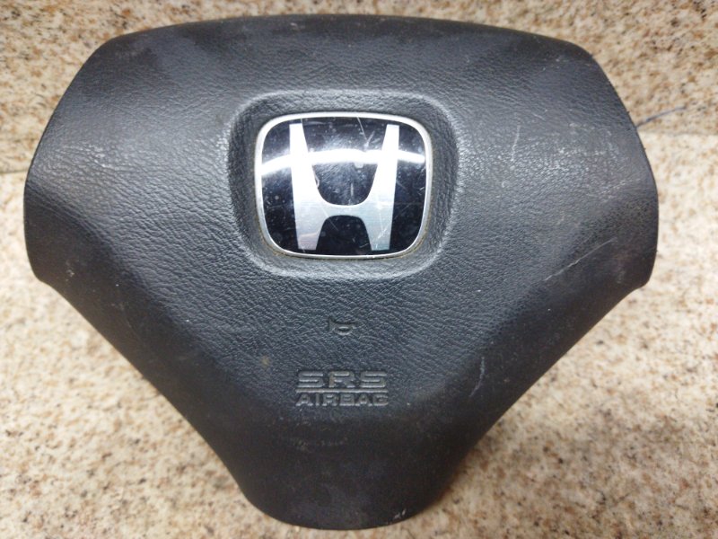 Airbag водителя Honda Stepwgn RF5