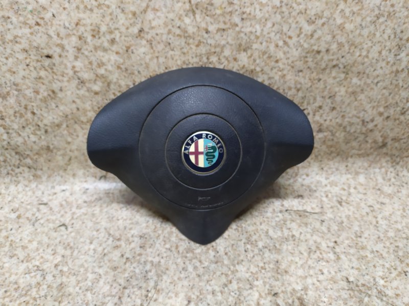 Airbag водительский для ALFA ROMEO 147 937 1 ракурс Airbag водительский для ALFA ROMEO 147 937 1 ракурс