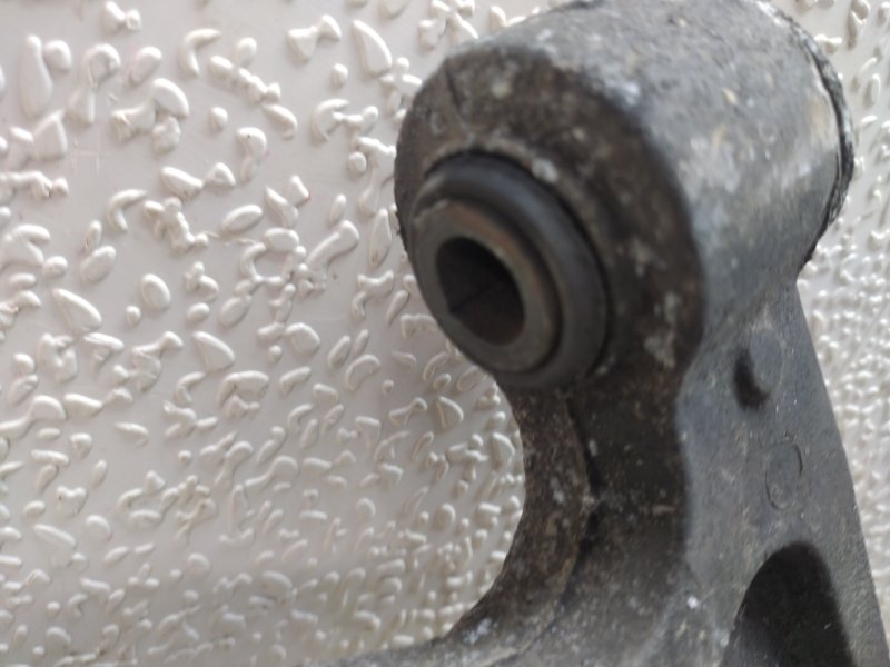 Рычаг верхний задний левый EXPLORER 2004 UN152 XS