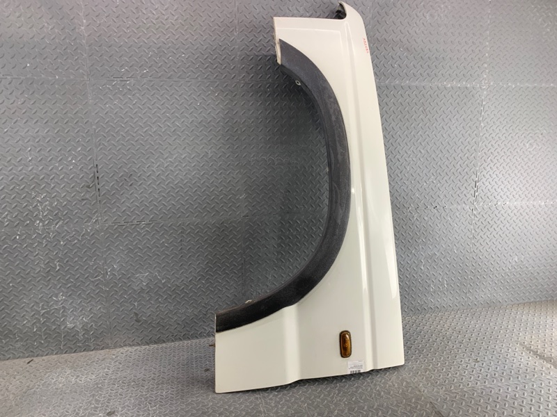 Крыло переднее левое LAND ROVER DISCOVERY L318