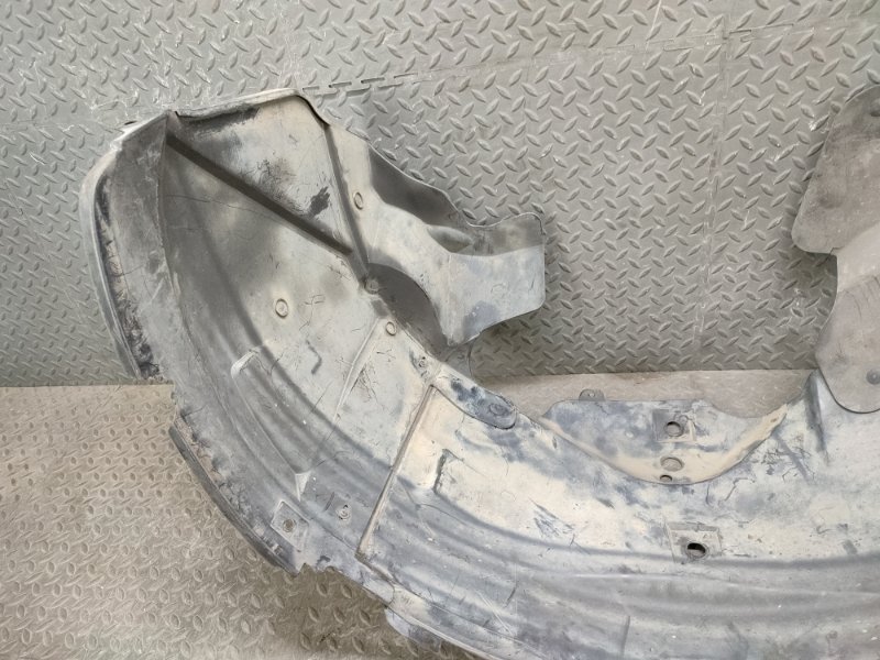 Подкрылок передний правый EXPLORER U251