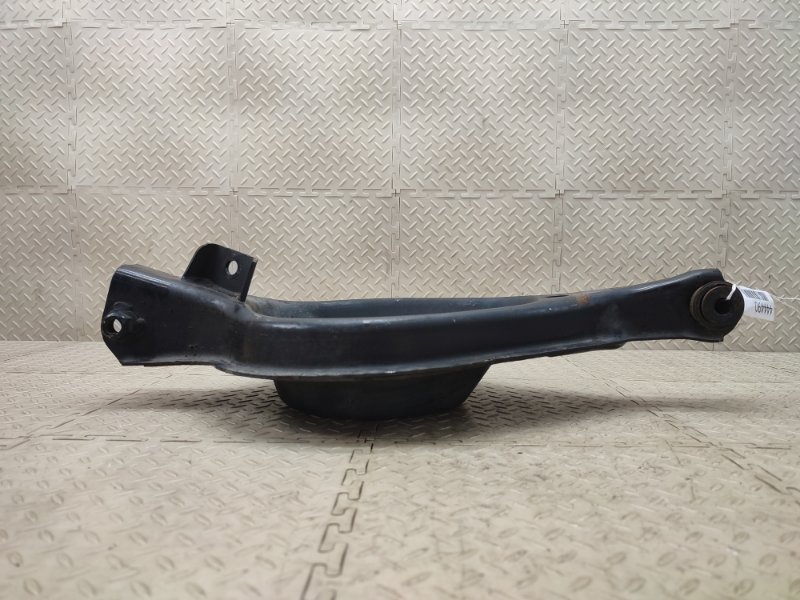 Рычаг нижний задний правый CTS Рычаг нижний задний правый CTS