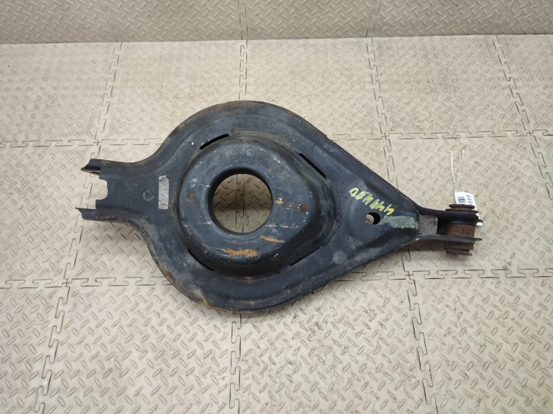 Рычаг нижний задний правый CTS Рычаг нижний задний правый CTS