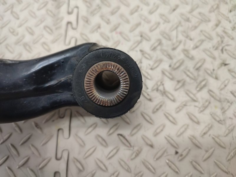 Рычаг передний левый TOYOTA VELLFIRE ANH20 2AZ-FE Рычаг передний левый TOYOTA VELLFIRE ANH20 2AZ-FE