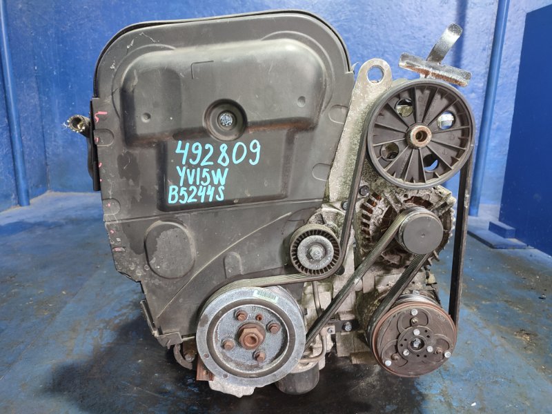 Двигатель VOLVO V70 2005 SW61 B5244S 8251434 контрактная