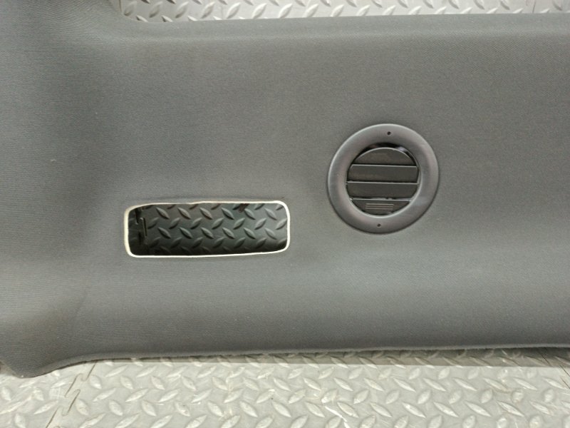 Обшивка потолка EXPLORER U502 Обшивка потолка EXPLORER U502