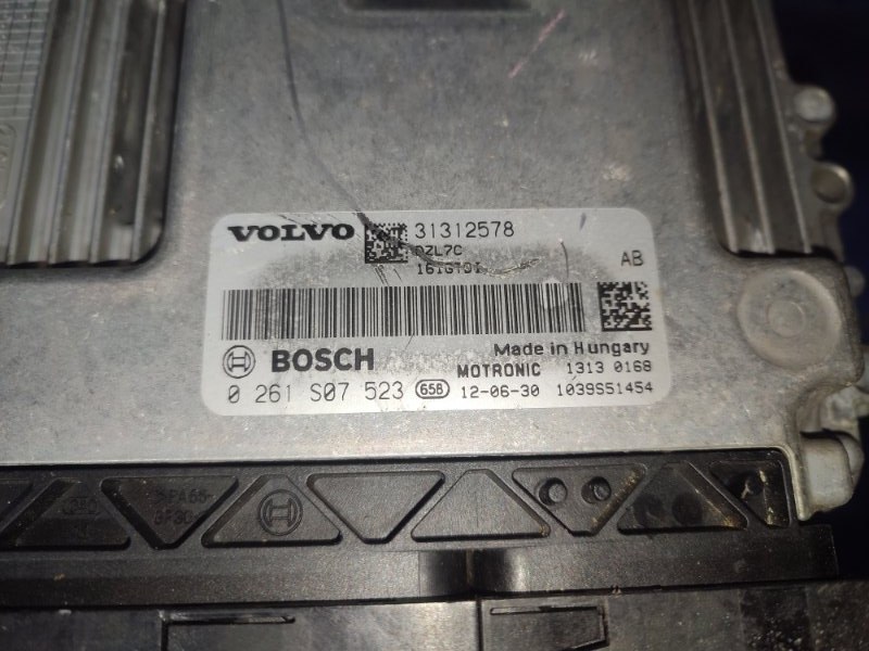 Двигатель V60 2012 FW48 B4164T