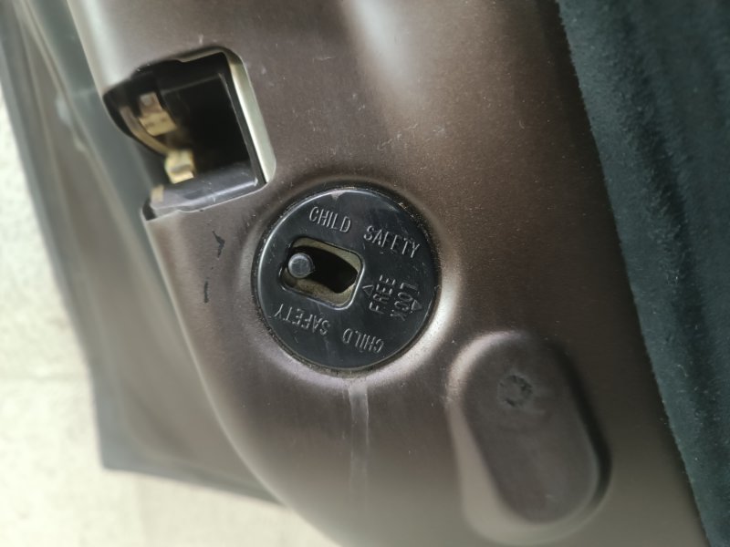 Дверь задняя левая FX45 2003 S50 VK45DE