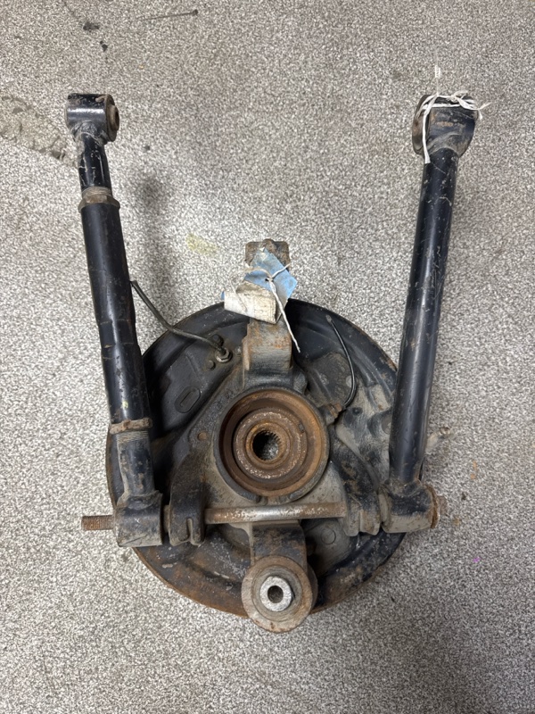 Ступица задняя левая FREELANDER L314