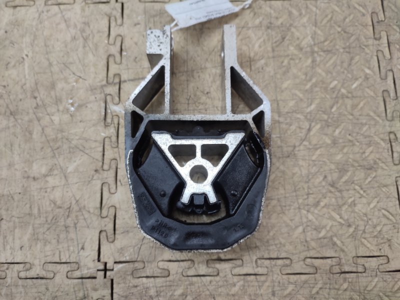 Подушка двигателя задняя C30 2010 MK43 B4204S3