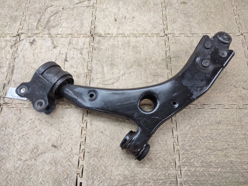 Рычаг передний правый C30 2010 MK43 B4204S3 Рычаг передний правый C30 2010 MK43 B4204S3