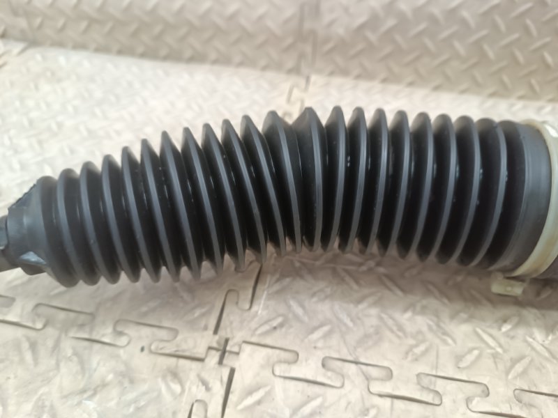 Рулевая рейка C30 2010 MK43 B4204S3 Рулевая рейка C30 2010 MK43 B4204S3