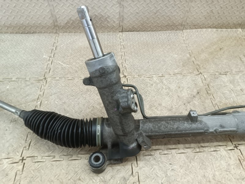 Рулевая рейка C30 2010 MK43 B4204S3 Рулевая рейка C30 2010 MK43 B4204S3