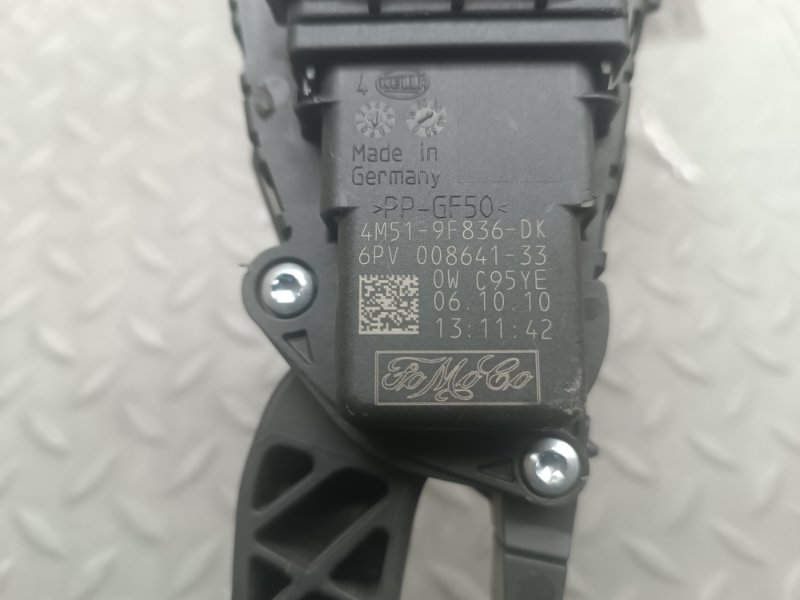 Педаль подачи топлива C30 2010 MK43 B4204S3