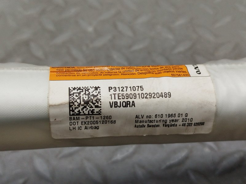 Airbag боковой левый C30 2010 MK43 B4204S3