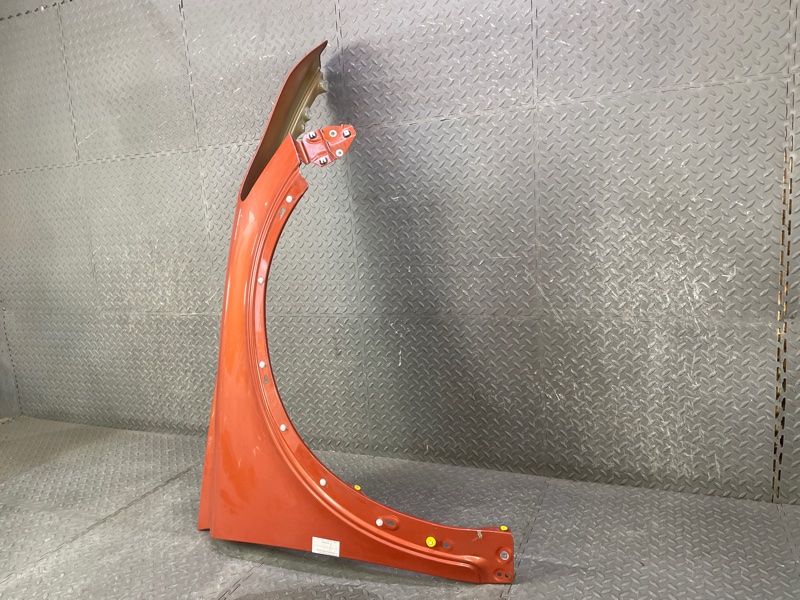 Крыло переднее правое VOLVO C30 MK43 B4204S3