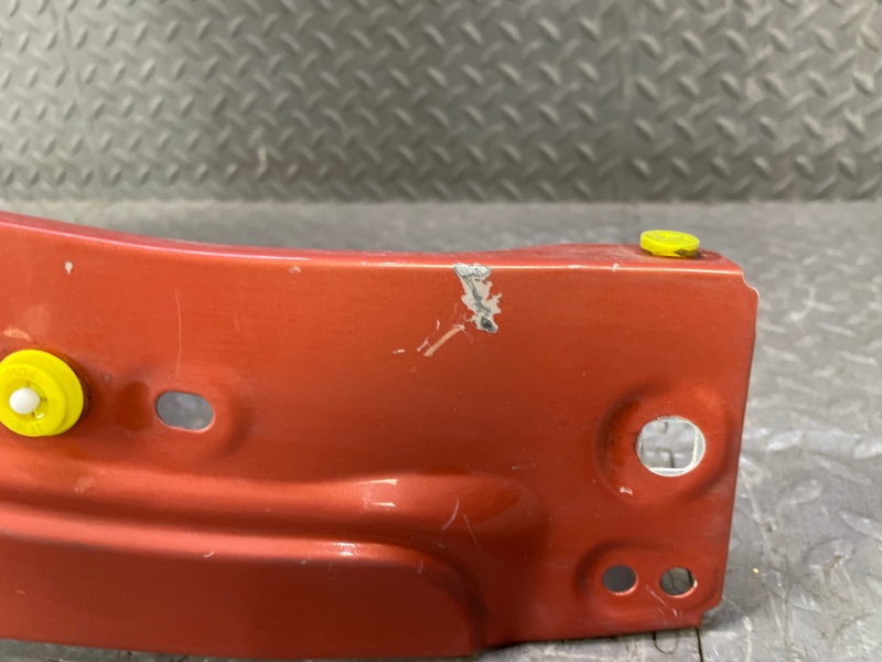 Крыло переднее правое C30 2010 MK43 B4204S3