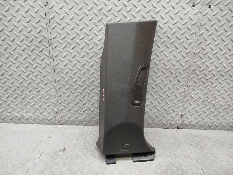 Запчасть накладка на стойку кузова правая VOLVO C30 2010 MK43 B4204S3 6841877 контрактная Накладка на стойку кузова правая VOLVO C30 2010 MK43 B4204S3 6841877 контрактная