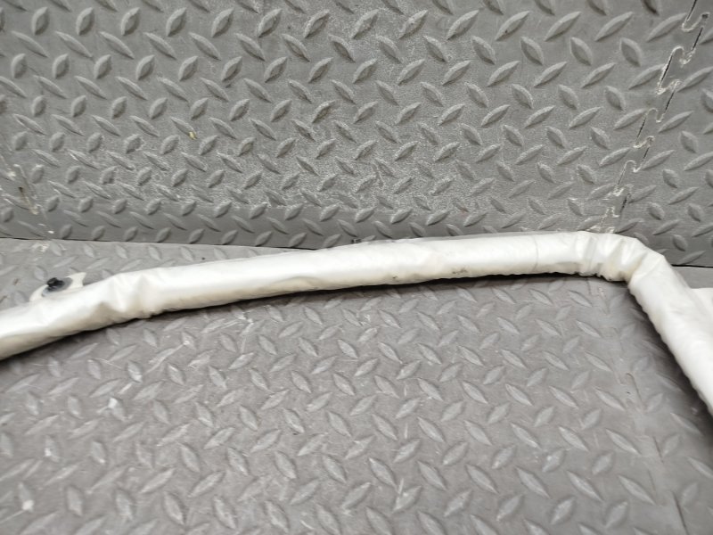 Airbag боковой правый VOLVO C30 MK43 B4204S3