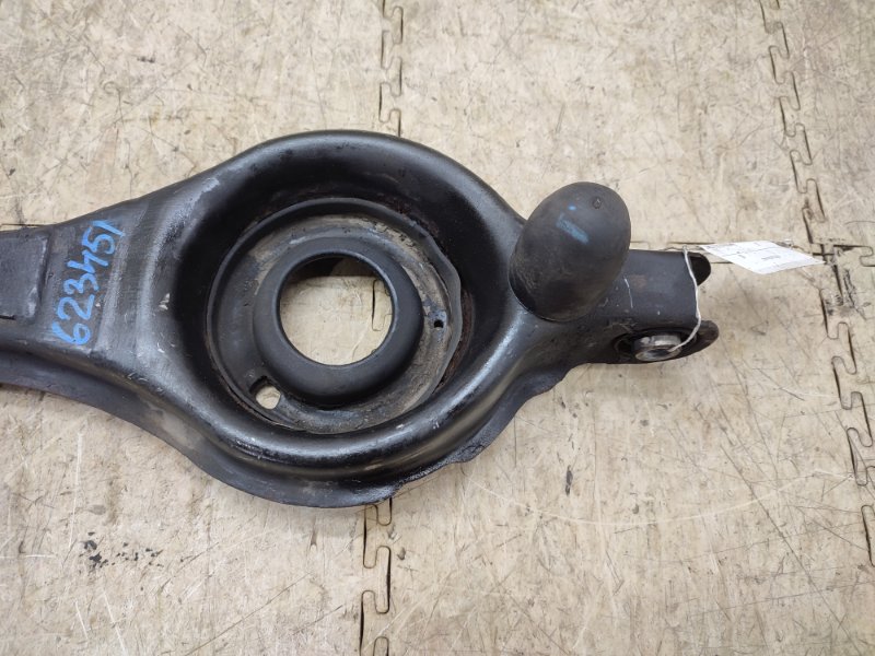 Рычаг задний левый C30 2007 MK38 B5244S4 Рычаг задний левый C30 2007 MK38 B5244S4