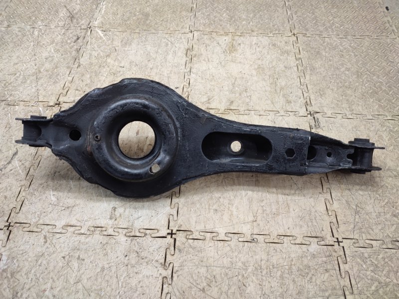 Рычаг задний левый C30 2007 MK38 B5244S4 Рычаг задний левый C30 2007 MK38 B5244S4