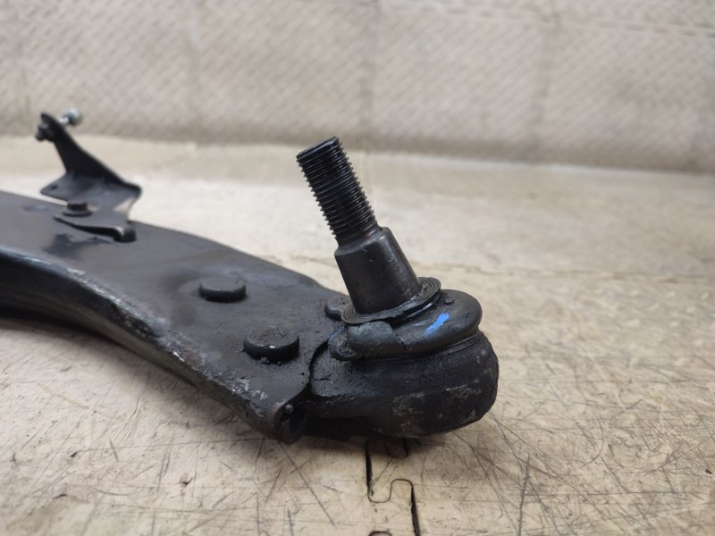 Рычаг передний правый C30 2007 MK38 B5244S4