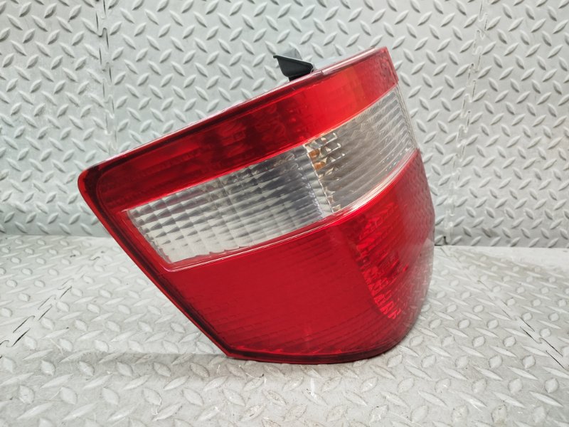 Стоп-сигнал задний левый ALPHARD 2004 ANH15 2AZ-FE