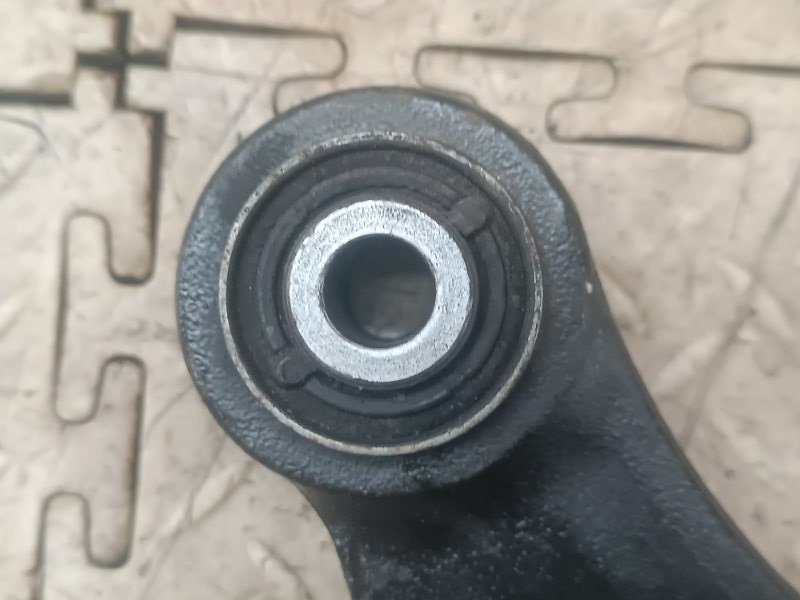 Рычаг правый задний для MAZDA BIANTE CCEFW LF, 3N61-5500-A, 3N61-5500-A 2 ракурс Рычаг правый задний для MAZDA BIANTE CCEFW LF, 3N61-5500-A, 3N61-5500-A 2 ракурс