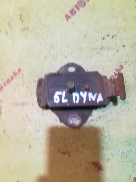 Подушка двигателя Toyota Dyna LY230 5L