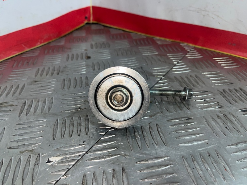 Ролик натяжной навесного оборудования, 1500 рублей, Красноярск