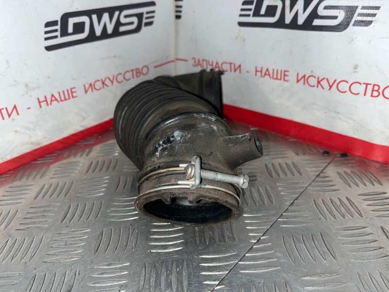 Патрубок воздушного фильтра Mitsubishi Outlander CW6W 6B31