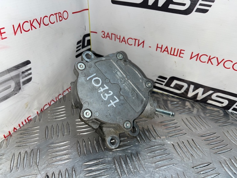 Насос вакуумный, 2000 рублей, Красноярск