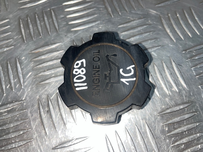 Крышка маслозаливной горловины, 500 рублей, Красноярск