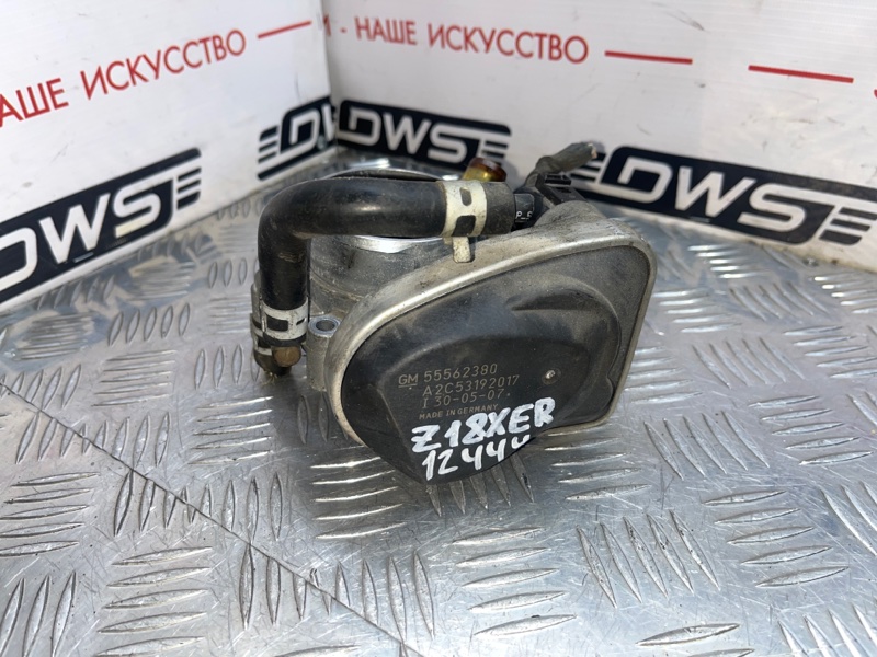 Дроссельная заслонка Opel Astra 2008 L35 Z18XER 55562380 контрактная