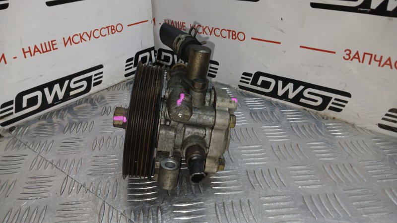 Насос гидроусилителя руля MPV LW3W L3-DE