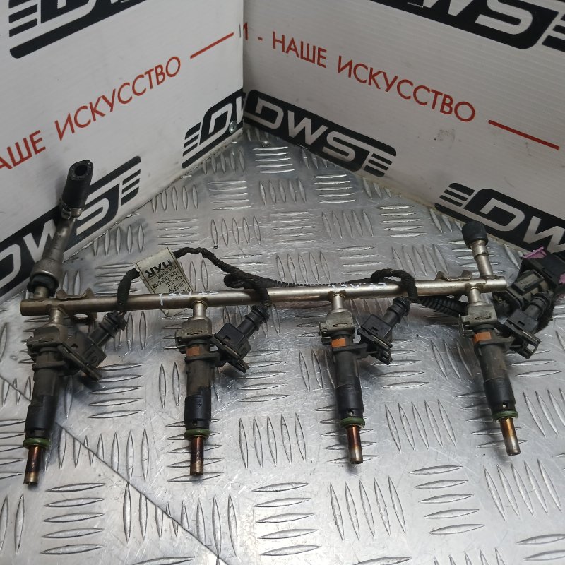 Форсунка топливная Chevrolet Cruze J300 F18D4