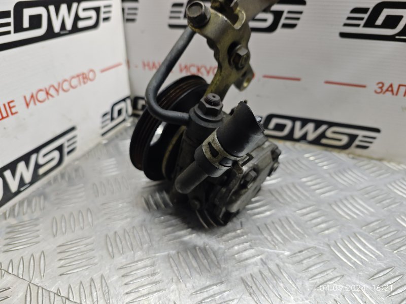 Насос гидроусилителя руля Mazda Demio DW3W B5