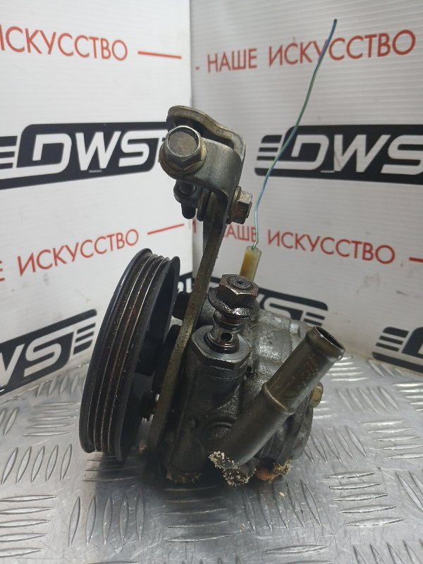 Насос гидроусилителя руля Demio DW3W B3-ME